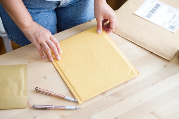 Bubble Mailers Size Chart: Dimensions & Use Cases